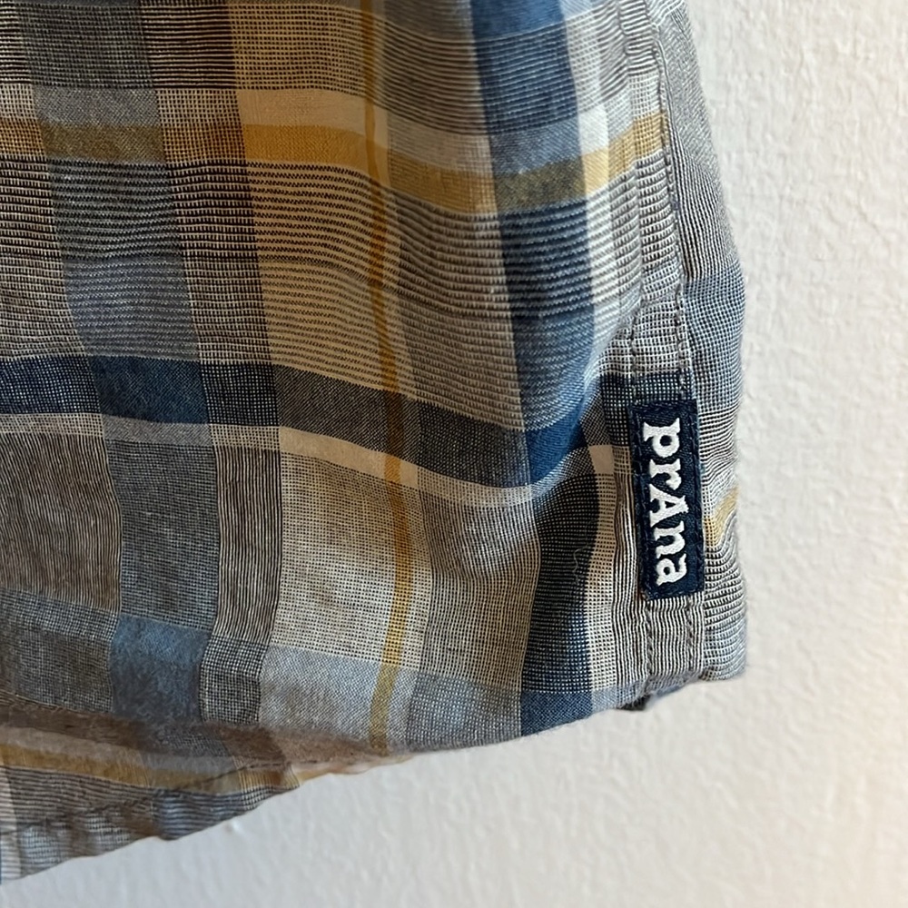 Prana Men's Blue Plaid Shirt - Picture 3 of 4